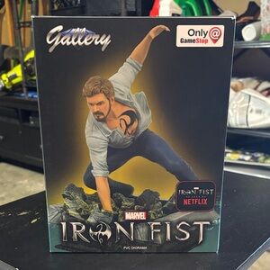 Iron Fist PVC Diorama